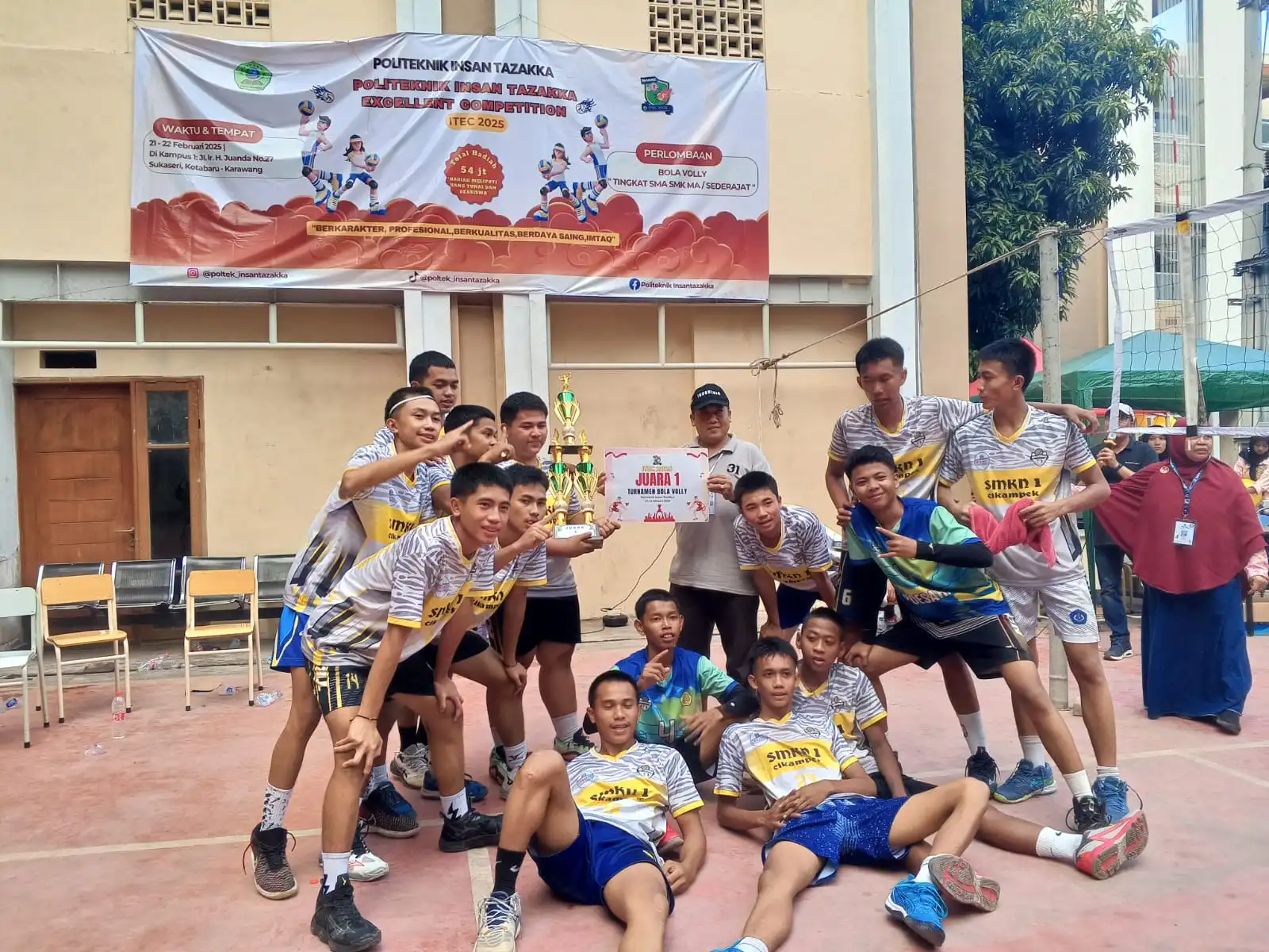 Turnamen Voli antar SMA/SMK 